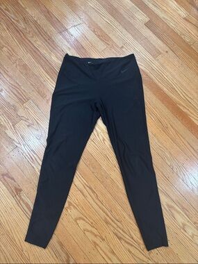 Nike Black Slim Performance Leggings